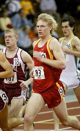 David Osterhaus/Iowa State Daily Kyle Rasmussen runs the 5000 meter run at the Big XII Conference track and field championship on Friday, Feb. 27, 2004, in the Bob Devaney Center in Lincoln, Neb.